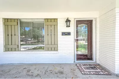 206 Crestview Drive, Hitchcock, TX 77563 - Photo 6