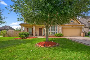 1728 Coral Cliff Dr, Dickinson, TX 77539 - Photo 2