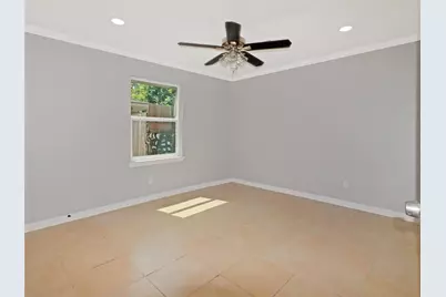 8711 Shadow Crest Street, Houston, TX 77074 - Photo 6