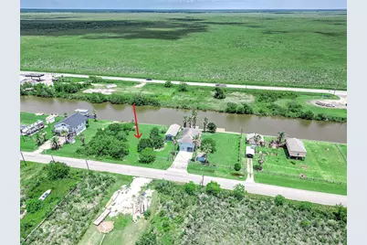212 County Road 299, Sargent, TX 77414 - Photo 4