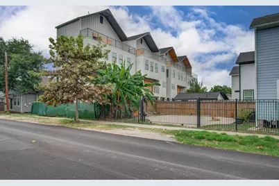 1103 Harrington Street, Houston, TX 77009 - Photo 22