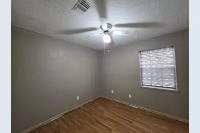 2414 Goldenrod Street, Highlands, TX 77562 - Photo 10