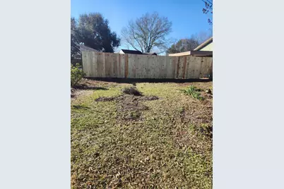 2414 Goldenrod Street, Highlands, TX 77562 - Photo 20