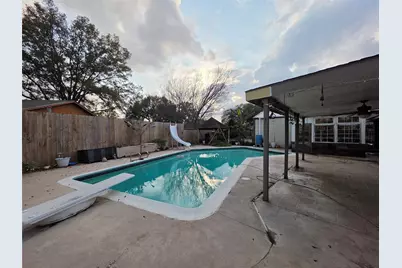 2414 Goldenrod Street, Highlands, TX 77562 - Photo 18
