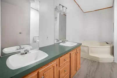 16381 Crockett Bend Drive, Conroe, TX 77303 - Photo 10