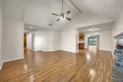 3103 Spring Stuebner Road, Spring, TX 77389 - Photo 8