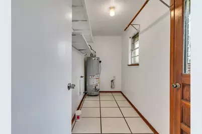 2002 W Highway 6, Alvin, TX 77511 - Photo 14