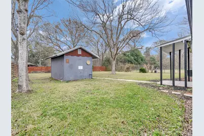 2002 W Highway 6, Alvin, TX 77511 - Photo 16