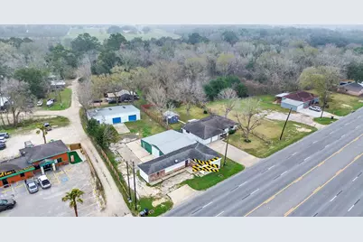2002 W Highway 6, Alvin, TX 77511 - Photo 18