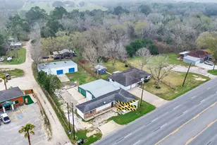 2002 W Hwy 6, Alvin, TX 77511 - Photo 18