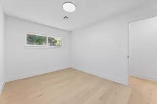 12315 Barryknoll Ln, Houston, TX 77024 - Photo 16