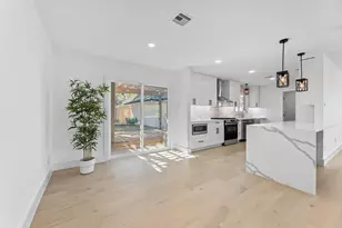 12315 Barryknoll Ln, Houston, TX 77024 - Photo 6