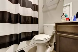 4910 Magnolia Spgs Dr, Pearland, TX 77584 - Photo 32