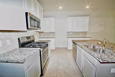 1303 Keaton Court, Rosenberg, TX 77469 - Photo 8