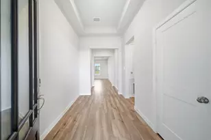 1608 Elm Ct, Angleton, TX 77515 - Photo 2
