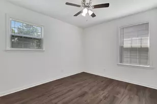 3910 Englewood St, Houston, TX 77026 - Photo 18