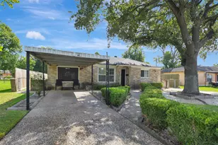 3910 Englewood St, Houston, TX 77026 - Photo 2