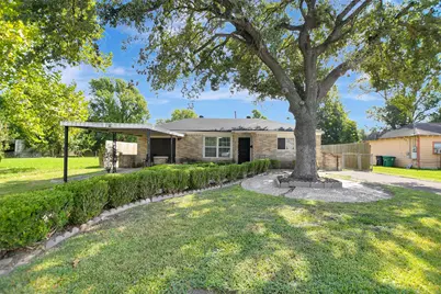 3910 Englewood Street, Houston, TX 77026 - Photo 1