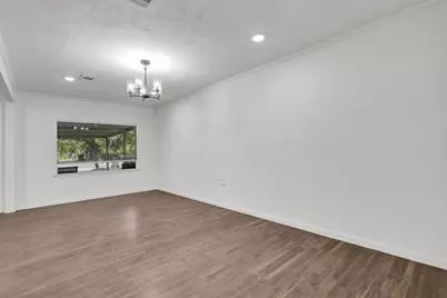 3910 Englewood Street, Houston, TX 77026 - Photo 32