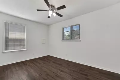 3910 Englewood Street, Houston, TX 77026 - Photo 20