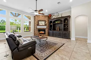 10810 Post Oak Dr, Conroe, TX 77385 - Photo 10