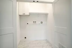 1220 Mcneil St, Houston, TX 77009 - Photo 12