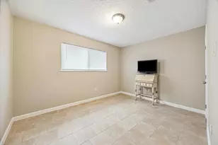 12510 Corning Dr, Houston, TX 77089 - Photo 24