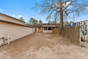 26789 Hanna Rd, Oak Ridge North, TX 77385 - Photo 2