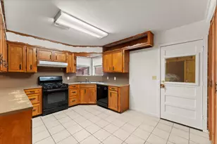 26789 Hanna Rd, Oak Ridge North, TX 77385 - Photo 10