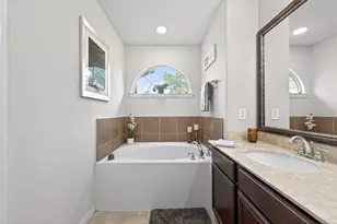17031 Amarose Dr, Houston, TX 77090 - Photo 36