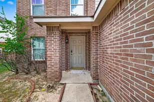 5615 W Harrow Dr, Houston, TX 77084 - Photo 2
