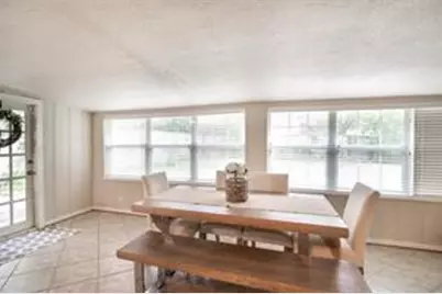 902 W 42nd Street, Houston, TX 77018 - Photo 8