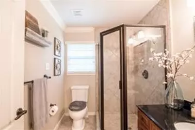 902 W 42nd Street, Houston, TX 77018 - Photo 10