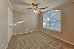 20607 Spring Aspen Ln, Spring, TX 77388 - Photo 10