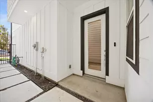 414 N Live Oak St, Houston, TX 77003 - Photo 10