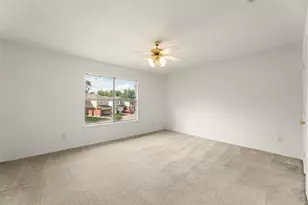 8226 Gold Tee Dr, Houston, TX 77036 - Photo 12