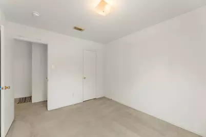 8226 Gold Tee Drive, Houston, TX 77036 - Photo 22