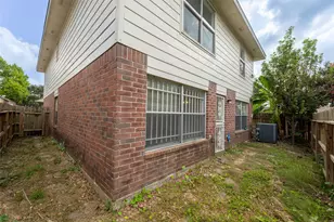 8226 Gold Tee Dr, Houston, TX 77036 - Photo 26