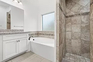 18603 Landrum Point Ln, Spring, TX 77388 - Photo 32
