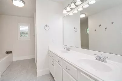 5110 Prosperity Circle, Houston, TX 77018 - Photo 16