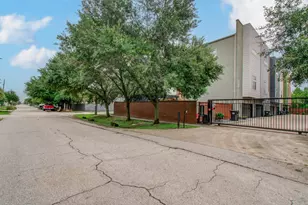 316 W 6th St, Houston, TX 77007 - Photo 32
