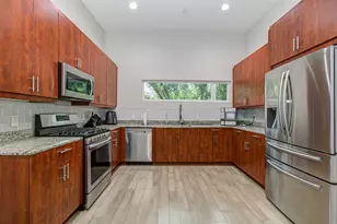316 W 6th St, Houston, TX 77007 - Photo 8