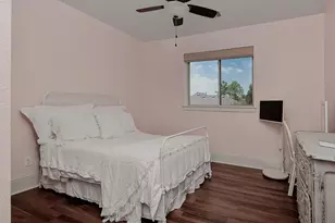 66 W Sawyer Ridge Dr, The Woodlands, TX 77389 - Photo 22