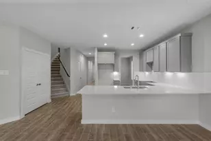 2487 Forest Cedar Ln, Conroe, TX 77301 - Photo 2