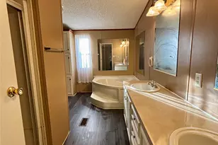 111 Lakeside Woods Dr, Point Blank, TX 77364 - Photo 18