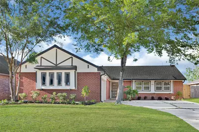 1826 Crestview Court, Missouri City, TX 77459 - Photo 2