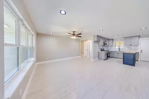 6201 Carew St, Houston, TX 77074 - Photo 6