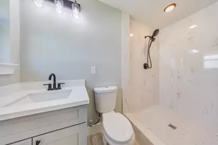 6201 Carew St, Houston, TX 77074 - Photo 10