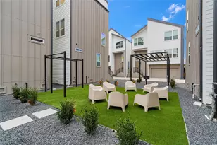 2953 Delafield St, Houston, TX 77023 - Photo 32