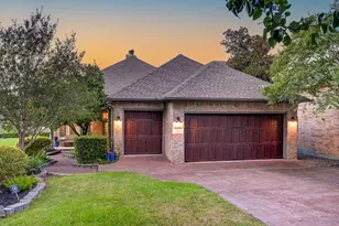 113 Winthrop Harbor N, Montgomery, TX 77356 - Photo 2